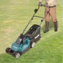 Tondeuse 36 V (2x18V) Makita DLM382CM2 + 2 Batteries 4 Ah + Chargeur Double -Pro Jardin Soldes AFD 131548