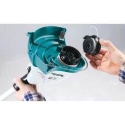 Coupe-herbe 18V Makita UR180DWE + 2 Batteries 1,5 Ah + Chargeur -Pro Jardin Soldes AFD 144439