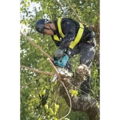 Tronçonneuse élagueuse 18 V Makita DUC254RF 25 Cm + 1 Batterie 3.0 Ah + Chargeur + Accessoires En Boite En Carton -Pro Jardin Soldes AFD 144554