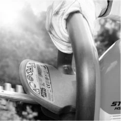 Taille-haies électrique Stihl HSE 42 420 W - 4818-011-3500 -Pro Jardin Soldes AFD 91780